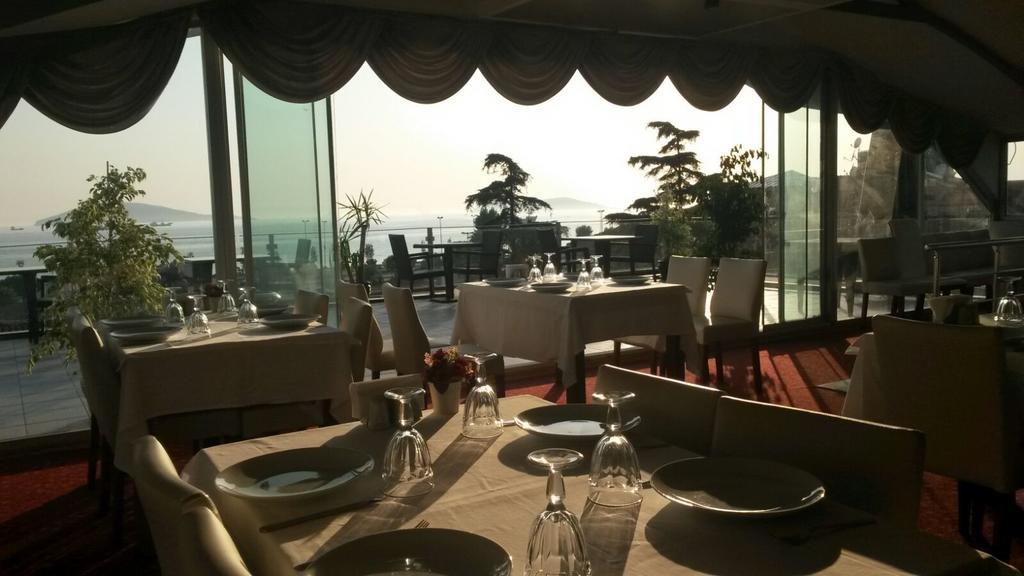 Island Hotel